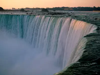 Falling In Love Again, Niagara Falls, Ontario, Canada