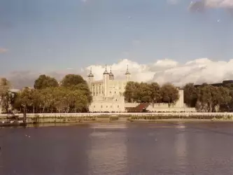 Tower Of London, Far (Nov 2000)