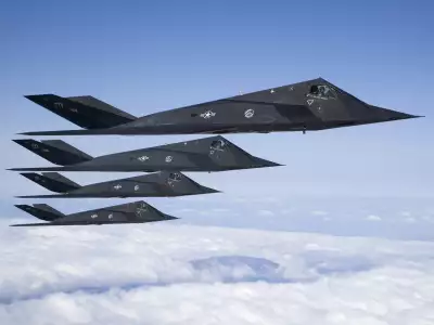 F117 Stealth Formation