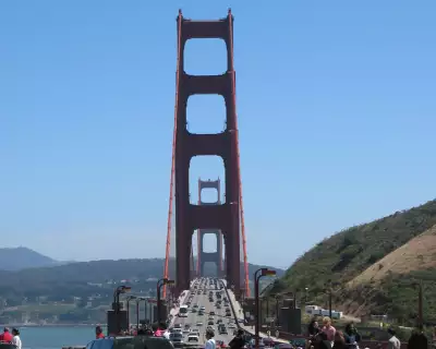 San Francisco - Golden Gate, Aligned Towers