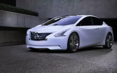 Nissan Ellure