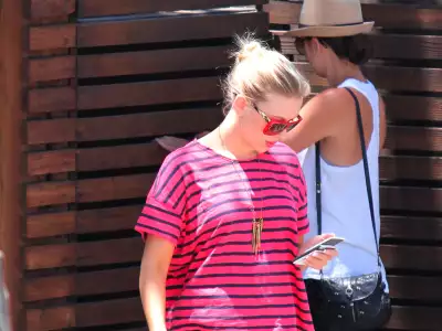 Scarlett Johansson Out And About Candids In Hollywood