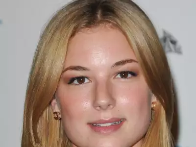 Emily VanCamp
