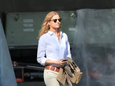 Emily VanCamp Revenge Set Candids In Los Angeles