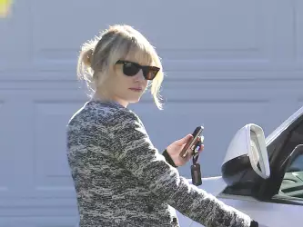 Emma Stone Out And About Candids In Studio City