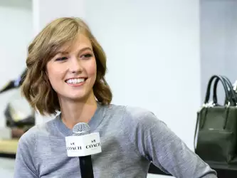 Karlie Kloss Coach 79 Fifth Avenue Store Re Opening In New York