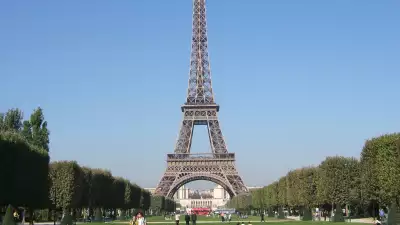 Eiffel Tower 20051010